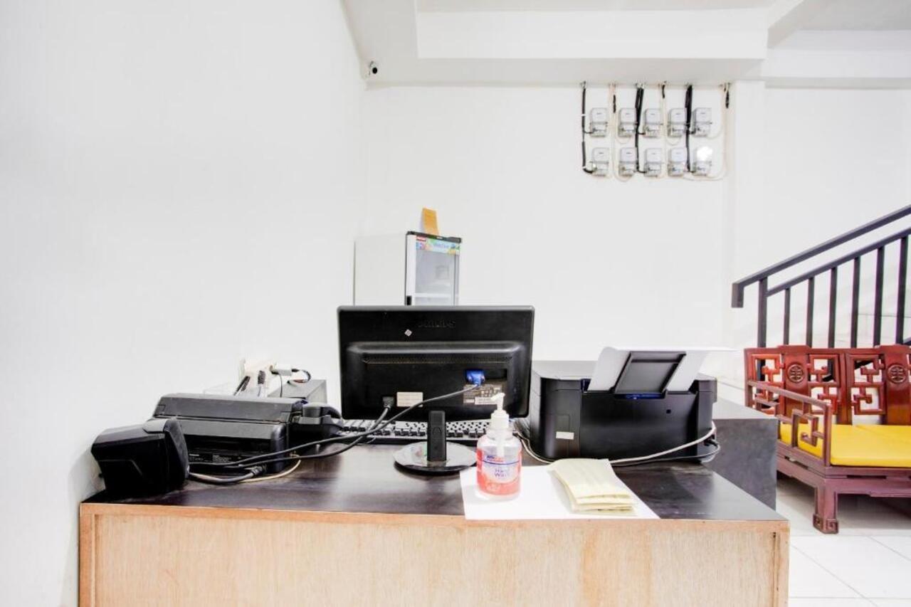 Hotel Vaccinated Staff - Spot On 3928 Terrace House Syariah Pondoktjing Dua Exterior foto